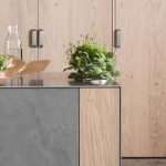cuisine-sur-mesure-bois-et-inox